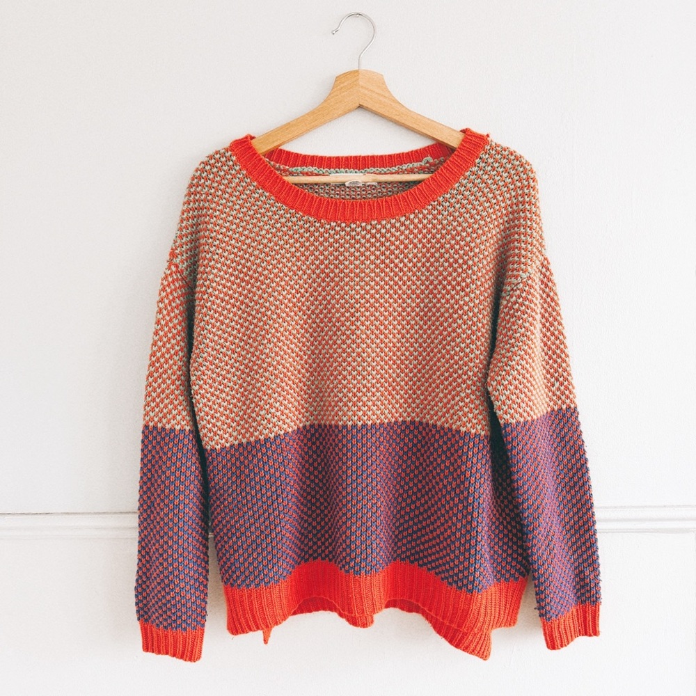 LOVE BY DESIGN > Colorblock Sweater